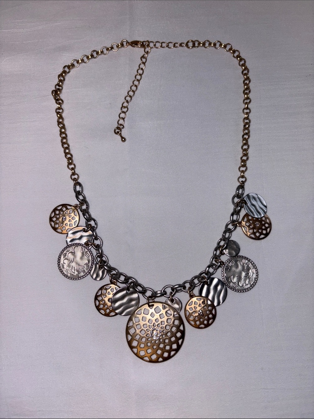 Multi Disc Charm Necklace Ajustable